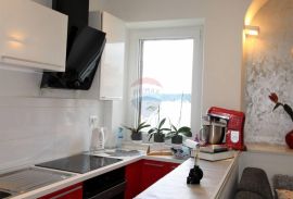 Istra, Rovinj, stan/poslovni prostor 55m2, prvi red do mora! Rijetkost na tržištu, Rovinj, Kвартира