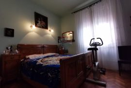 RIJEKA,CENTAR: 4 KL STAN U CENTRU GRADA, Rijeka, Apartamento