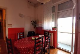 RIJEKA,CENTAR: 4 KL STAN U CENTRU GRADA, Rijeka, Flat