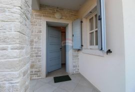 Istra, Istra, okolica Marčane, predivna kamena villa s bazenom, Marčana, Maison