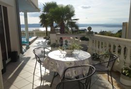 CRIKVENICA, Vila s bazenom, apartmanima i panoramskim pogledom na more, Crikvenica, Σπίτι