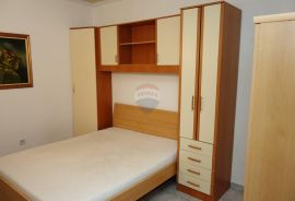 CRIKVENICA, Vila s bazenom, apartmanima i panoramskim pogledom na more, Crikvenica, Дом