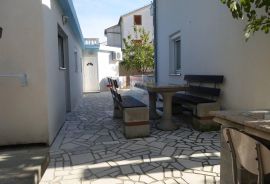 CRIKVENICA, Vila s bazenom, apartmanima i panoramskim pogledom na more, Crikvenica, Casa