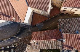 Motovun, kamena kuća s lijepim pogledom, Motovun, Maison