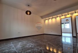 Rijeka - Krimeja poslovni prostor površine 75 m2, Rijeka, Commercial property