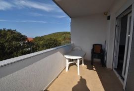 Novi Vinodolski, Povile, Etaža kuće-116m2 s 2 stana blizu mora, Novi Vinodolski, Appartement