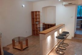 Rijeka - Potok, adaptiran 2S kl. stan s okućnicom, Rijeka, Appartement