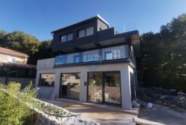 OTOK KRK,DOBRINJ -moderno  kamena villa sa bazenom, Dobrinj, Kuća