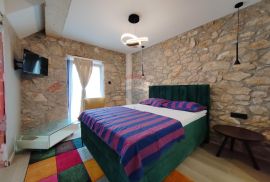 OTOK KRK,DOBRINJ -moderno  kamena villa sa bazenom, Dobrinj, Maison