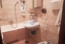 Rijeka - centar, 4S+DB stan na 1.katu, Rijeka, Appartement