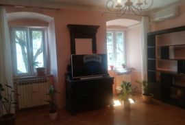 Rijeka - centar, 4S+DB stan na 1.katu, Rijeka, Appartement