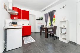 Rovinj,duplex stan 39m2 prizemlje+vrt 50m2, Rovinj, شقة