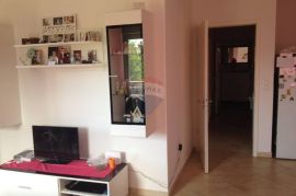 Dražice, stan 2S+db u novijoj gradnji, Jelenje, Apartamento