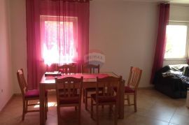 Dražice, stan 2S+db u novijoj gradnji, Jelenje, Appartement