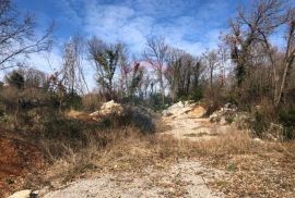 Odličan građevinski teren od 827 m2,centar Matulja- ekskluzivno samo kod nas!, Matulji, Zemljište