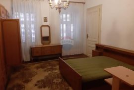 Centar-Stan od 180m2 na prvom katu za najam, Rijeka, Apartamento