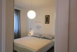 Rovinj,unikatni luksuzni stan 146m2,garaže 88m2, Rovinj, Appartamento