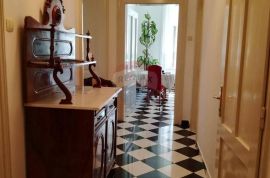 Opatija- stan 86 m2, 2. RED DO MORA, balkon, lođa i parkirno mjesto!!!, Opatija, Διαμέρισμα