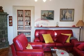 Opatija- stan 86 m2, 2. RED DO MORA, balkon, lođa i parkirno mjesto!!!, Opatija, Appartement