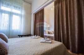 Opatija- stan 86 m2, 2. RED DO MORA, balkon, lođa i parkirno mjesto!!!, Opatija, شقة