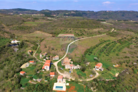 Istra,Grožnjan-Impozantno imanje za investiciju, Grožnjan, Terrain