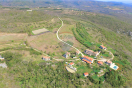 Istra,Grožnjan-Impozantno imanje za investiciju, Grožnjan, Land