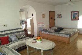 Rovinjsko selo, etaža kuće, visoko prizemlje, Rovinj, Appartement