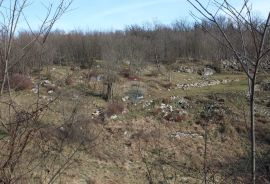 MATULJI - MUČIĆI - GRAĐEVINSKI TEREN 1900 M2 U BLIZINI GLAVNE CESTE, Matulji, Arazi