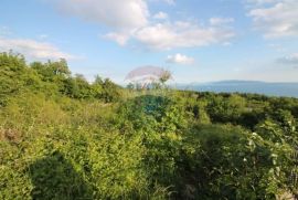 KASTAV - ĆIKOVIĆI - VELIKI GRAĐEVINSKI TEREN NA MIRNOJ LOKACIJI, Kastav, Land