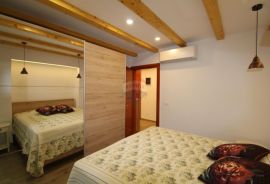 Rovinj,novorenovirani stan na top lokaciji u Careri,60m2,1.kat, Rovinj, Stan