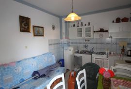 OPATIJA - KUĆA S 4 APARTMANA U BLIZINI CENTRA, Opatija, بيت