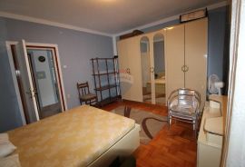 OPATIJA - KUĆA S 4 APARTMANA U BLIZINI CENTRA, Opatija, Σπίτι