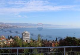 OPATIJA - KUĆA S 4 APARTMANA U BLIZINI CENTRA, Opatija, Casa