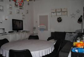 Rovinj,kuća sa pogledom na more,idealno za 3 apartmana, Rovinj, Maison