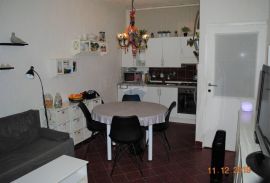 Rovinj,kuća sa pogledom na more,idealno za 3 apartmana, Rovinj, Casa