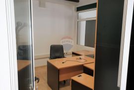 RIJEKA - ZAKUP POSLOVNOG PROSTORA, 96 i 73 m2, Rijeka, Commercial property