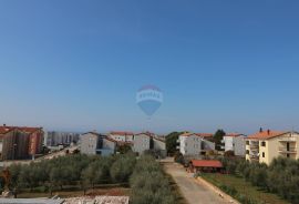 Novigrad, top stan s pogledom na more, Novigrad, Apartamento