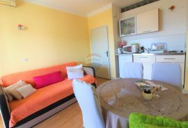 OPATIJA- kuća s 5 apartmana, otvoren pogled na more, garaža, velika okućnica, blizina centra, Opatija, House