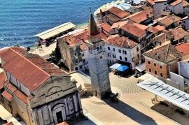 Istra, Umag poslovni prostor za najam na odličnoj lokaciji, Umag, Poslovni prostor