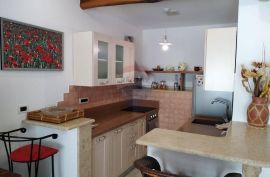 OPATIJA - CENTAR - STAN 67 m2 - NAJAM, Opatija, Apartamento