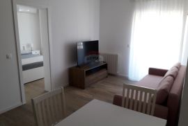 Istra,Fažana,Kuća sa apartmanima 200m od mora, Fažana, Famiglia