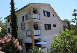 MALI LOŠINJ - VILA SA 10 APARTMANA NA RIJETKOJ I ATRAKTIVNOJ LOKACIJI, Mali Lošinj, Famiglia