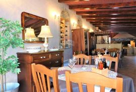 Umag,Savudrija,Renomirani restoran u turističkom naselju, Umag, Propriété commerciale