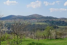 Vikendica u blizini Čogljevog jezera, Vrbovsko, بيت