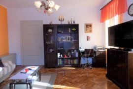 OPATIJA- moderan stan u renoviranoj vili, 100 m od mora, Opatija, Appartement