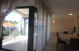 ISTRA,ROVINJ - PREDIVAN KOMFORAN PENTHOUSE S JOŠ LJEPŠIM POGLEDOM!, Rovinj, Apartamento