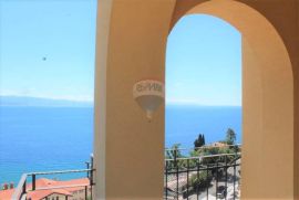 OPATIJA - EKSKLUZIVNI STAN - 139 m2 + TERASA, Opatija, Appartment