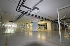 ŠKURINJE, Poslovno- skladišni prostor 2902 m2, Rijeka, Immobili commerciali