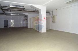 Rijeka-Pećine,skladišni prostor, Rijeka, Commercial property