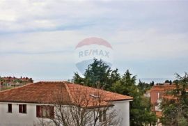 POREČ-kuća sa 5 apartmana, Poreč, Casa